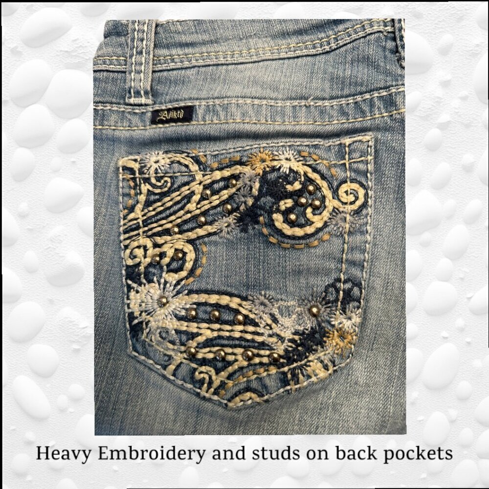 π Adiktd Trademark Denim Ladies Light Denim Jeans - Size 8, Waist 30 π - Picture 4 of 7